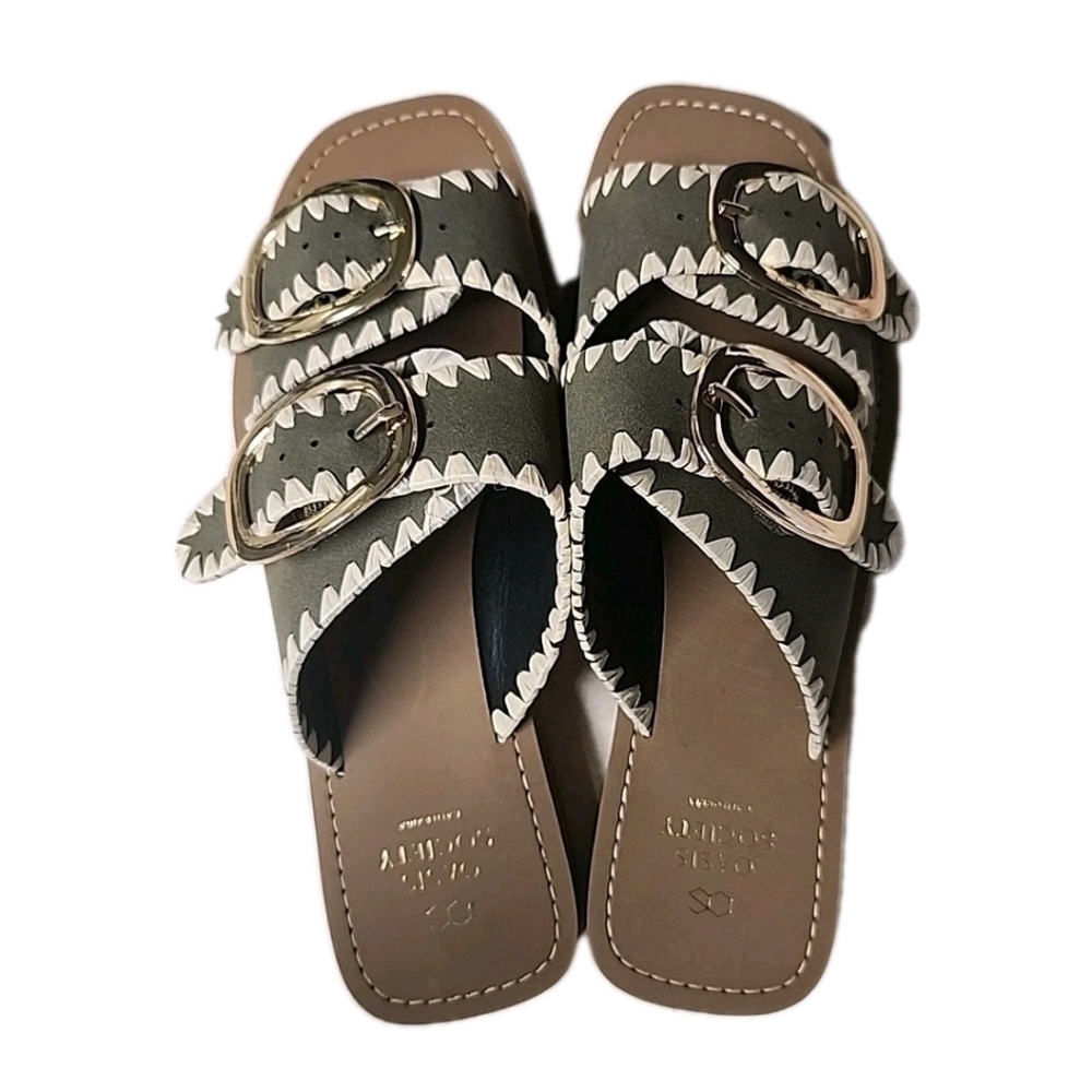 NEW Oasis Society Tívoli Double Buckle Sandals Womens Size 8.5 Olive Green White